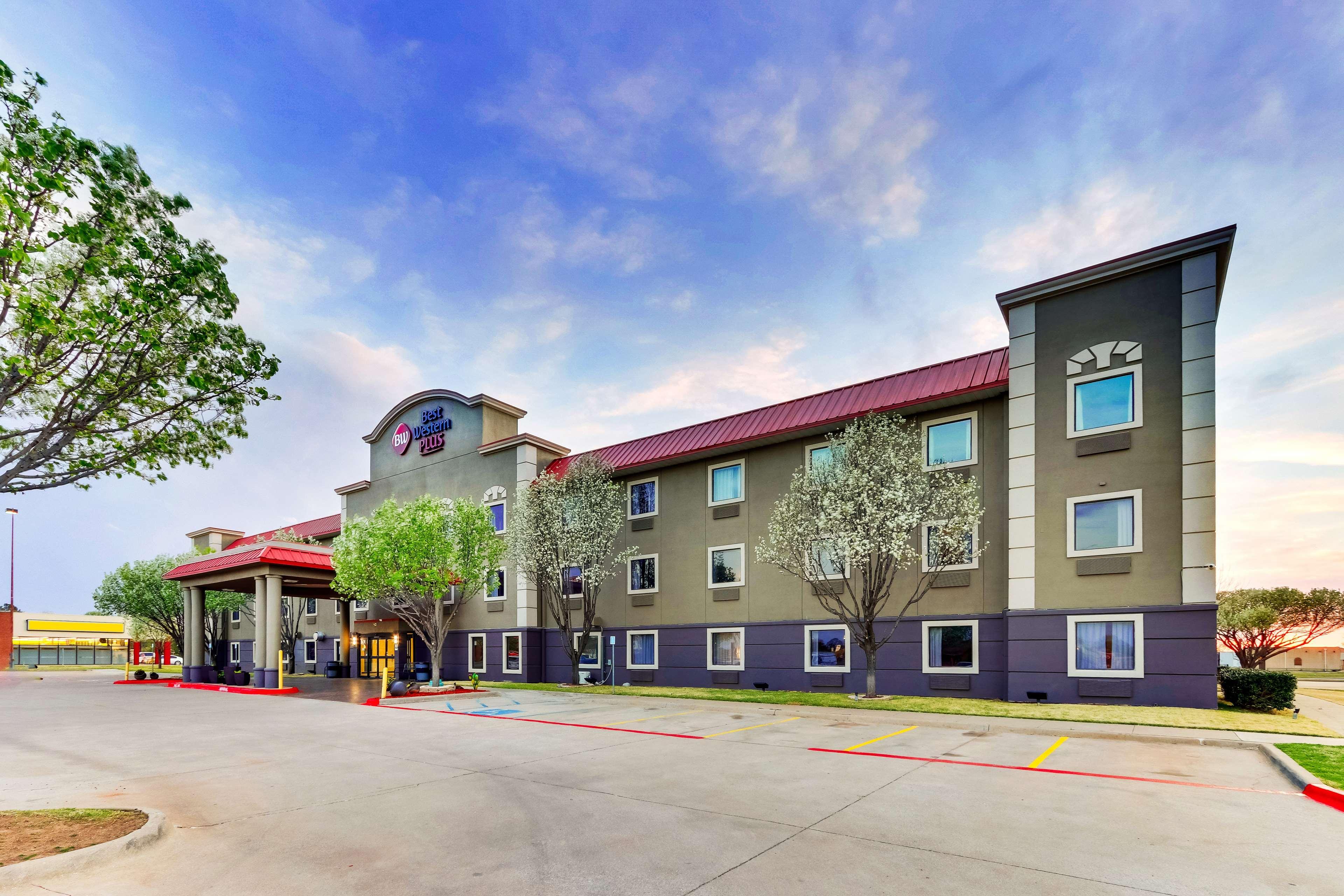 Best Western Plus University Inn & Suites Wichita Falls Luaran gambar